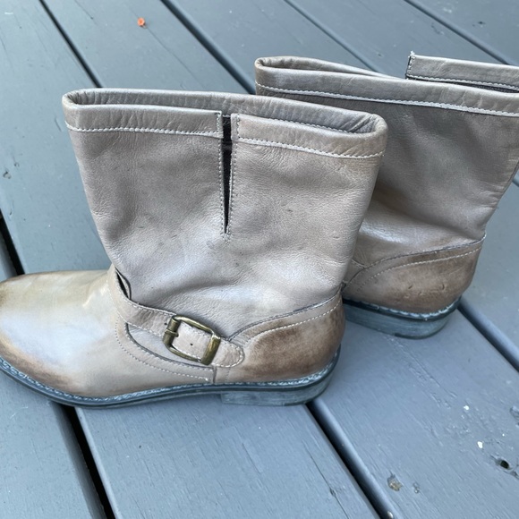 Nine West bootie size 7 - Picture 2 of 6